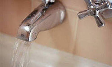 Горячая вода в домах барнаульцев появится не позднее 9 июня