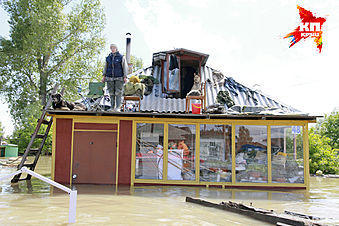Наводнение на Алтае: в Затоне остались только самые отчаянные