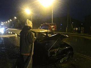На Павловском тракте в Барнаула накануне вечером сгорел автомобиль