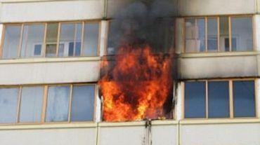 В Барнауле парень зарезал пожилую соседку и сжег ее тело