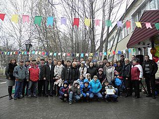 «Акция добра»: на территории детдома №6 в Барнауле высадили морозник