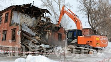 От аварийных домов продолжают избавляться в Барнауле