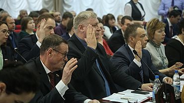 За, против, воздержались: в Барнауле приняли бюджет на 2018 год