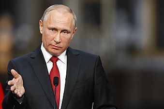 Путин внес кандидатуры на пост глав трех российских регионов
