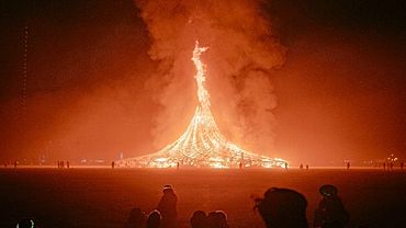   :        Burning Man