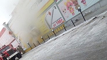 В Новосибирске при пожаре 152 человека эвакуировали из ТЦ