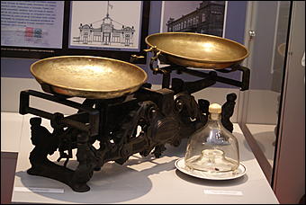 1 сентября 2007 г.,Барнаул   В Барнауле открылся муниципальный музей "Город" (фото Кристины Красниковой)