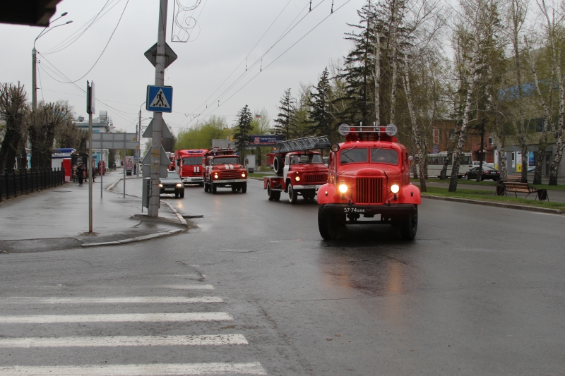 парад пожарной техники в барнауле