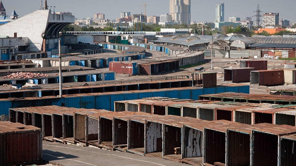 Что сейчас на месте. Черкизовский рынок Измайлово. Черкизон рынок Москва. Московский рынок Черкизон. Площадь рынка Черкизовский рынок.