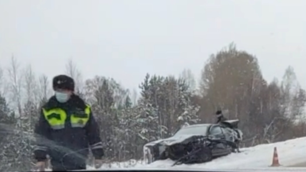 Смертельное дтп в шерегеше. ДТП трасса Новокузнецк Бийск. ДТП Шерегеш Новокузнецк. Авария на трассе Бийск Барнаул декабрь 2020. Аварии на трассе Бийск Новокузнецк.