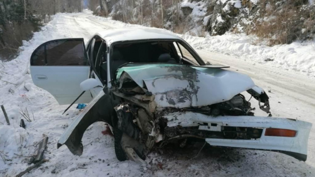 Пьяный водитель без прав и два пассажира пострадали в ДТП в Горном Алтае