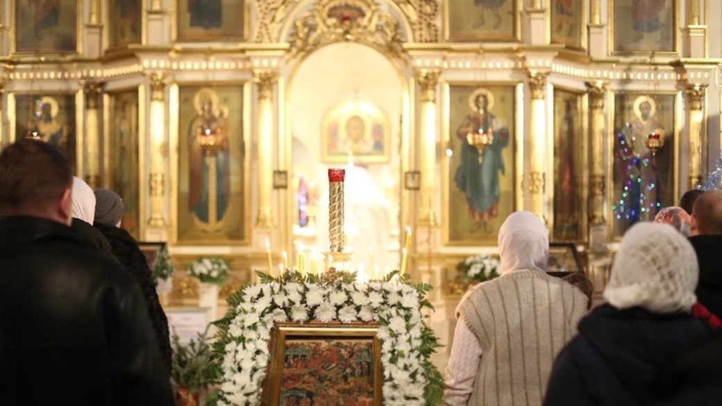 В каких храмах Барнаула пройдут традиционные рождественские богослужения?