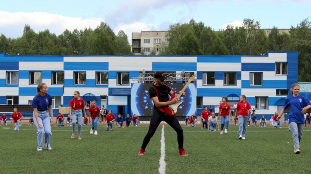 Алтайский край заринск 10. Заринск Алтайский край стадион. Заринск праздники. День города Заринск 2022 фото. Тор Заринск.