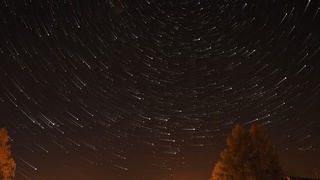 Круговорот звезд в ночном небе / Фото: pixabay.com