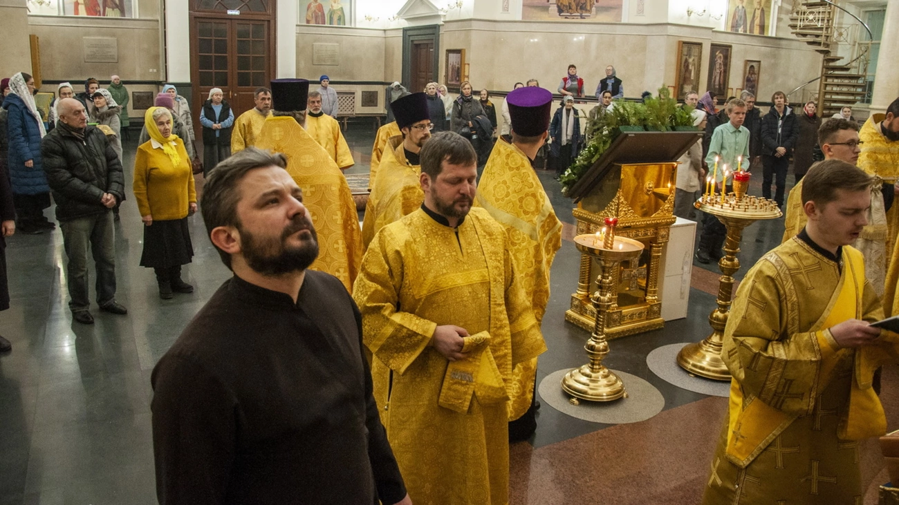 В каких храмах Барнаула и во сколько пройдут рождественские богослужения