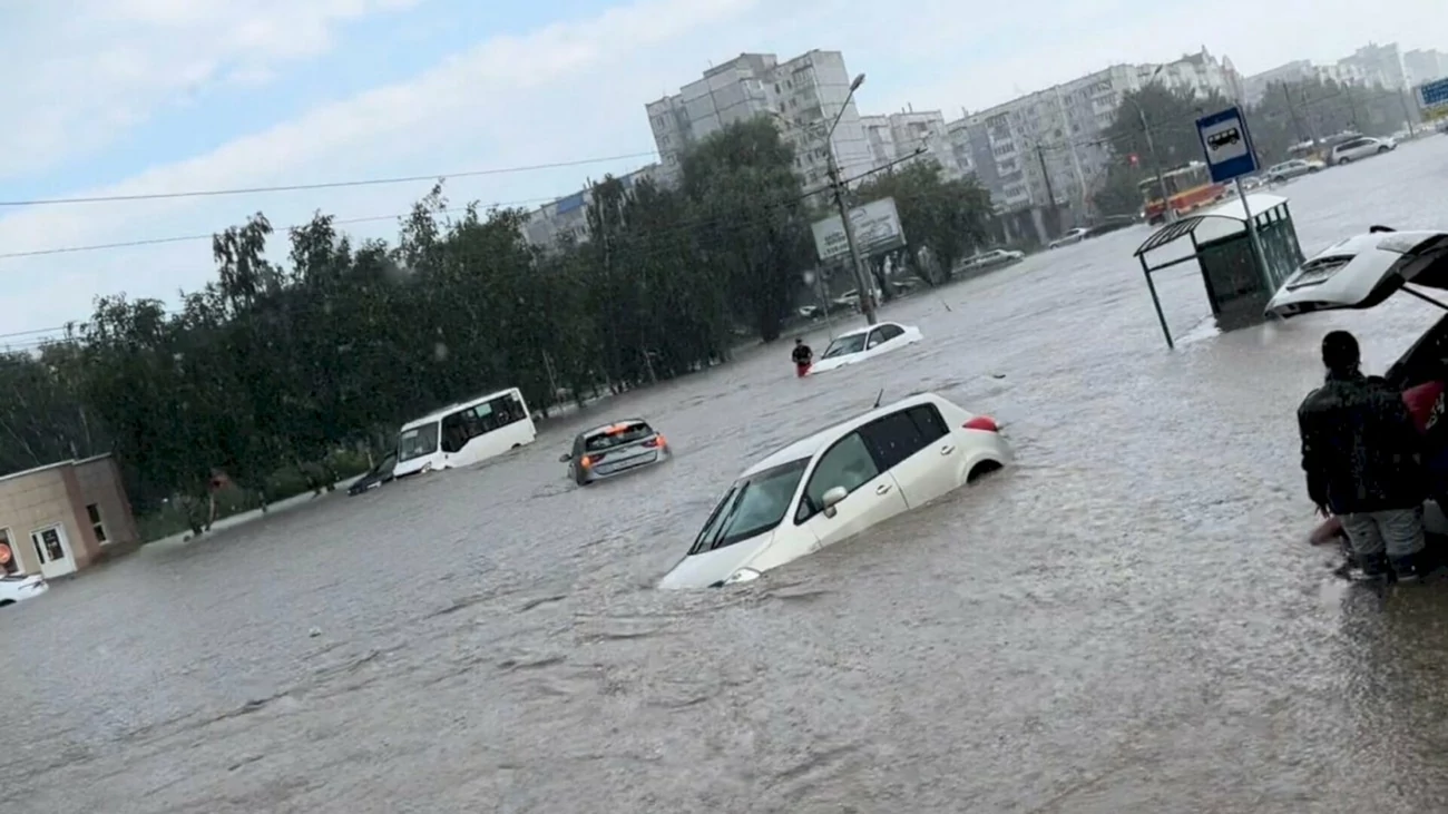 Новую ливнёвку сделают на барнаульской улице Попова, которую постоянно  топит в дожди