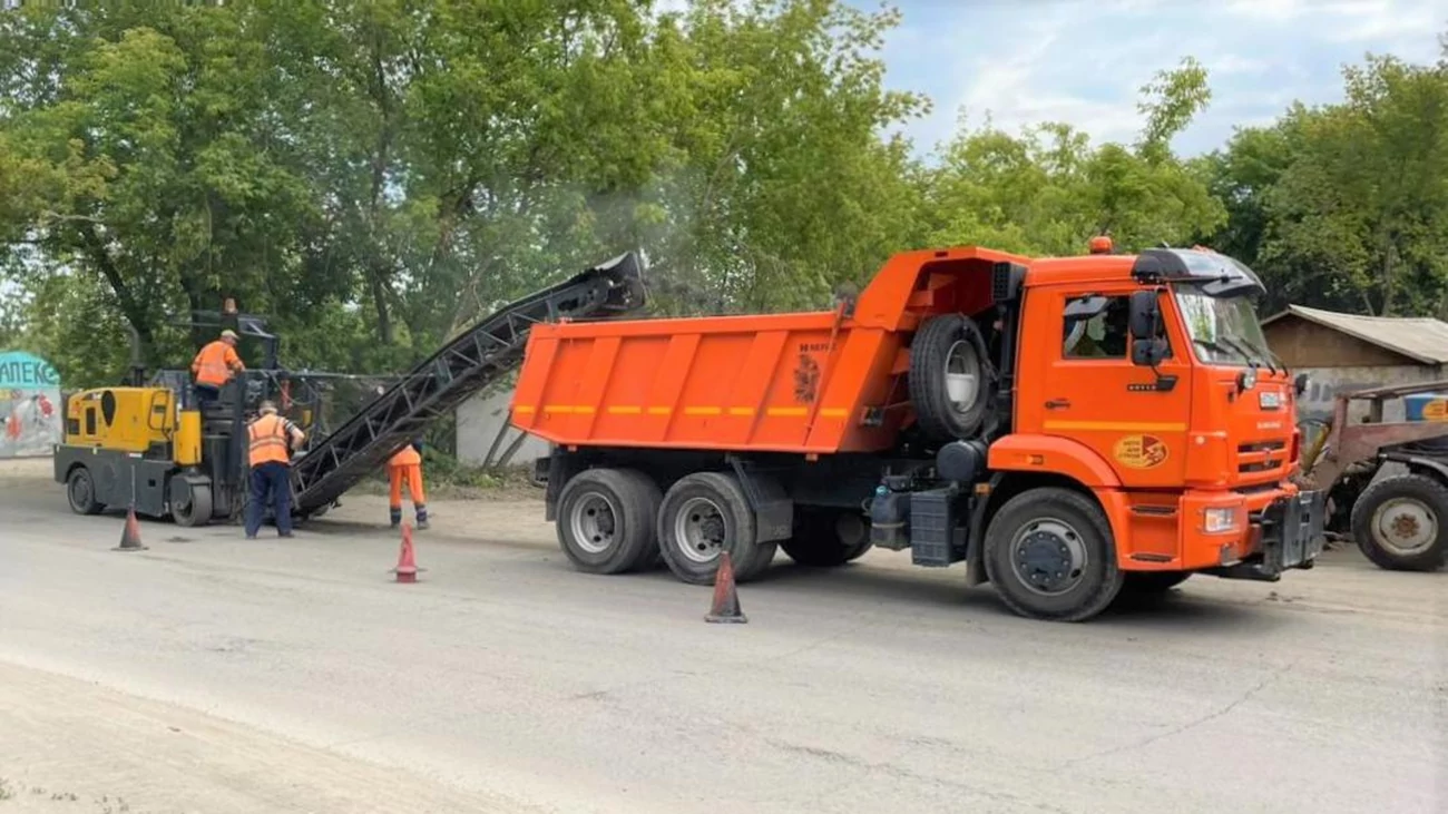 В Барнауле заасфальтировали уже около 35 тысяч квадратных метров дорог