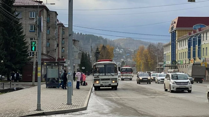 Автобус в Горно-Алтайске / Фото: Антон Черников