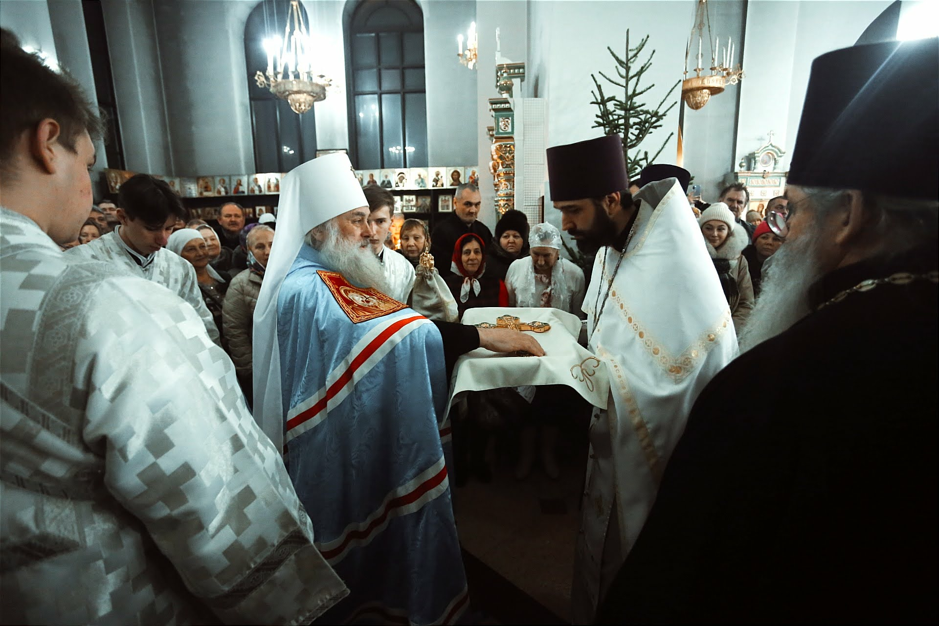 Православная Церковь Барнаул внутри