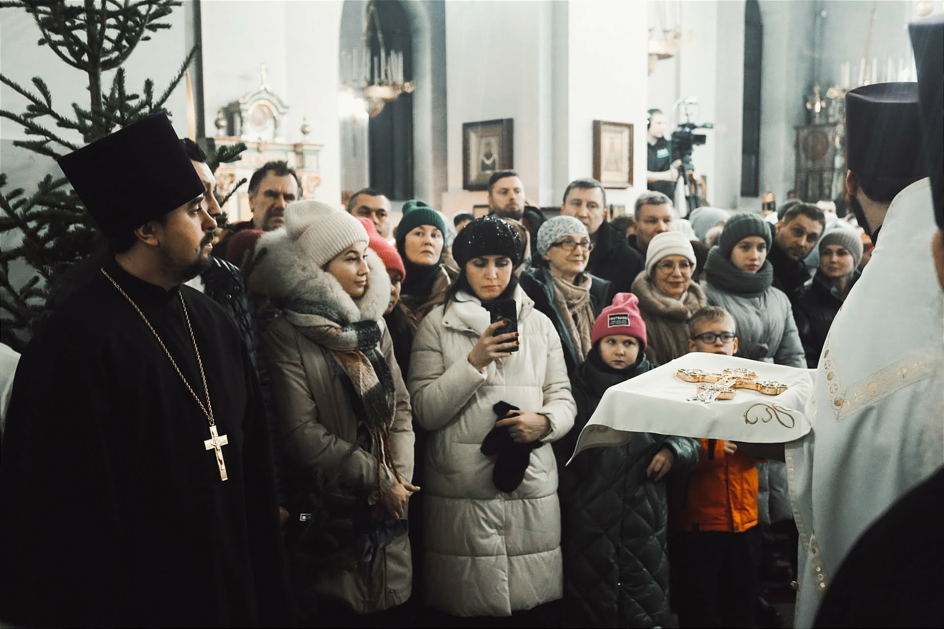 Православная Церковь Барнаул внутри