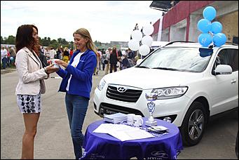 18 - 19 августа 2012 г., Барнаул   Автоцентр АНТ - официальный дилер Hyundai посетил конные бега на "Кубке губернатора 2012"
