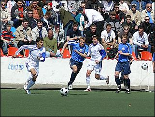 Благовещенск   «Амур» - «Динамо» - 0:2. Первый матч сезона 2009 в чемпионате России по футболу во втором дивизионе зоны «Восток» (фото Ирины Домбровской)