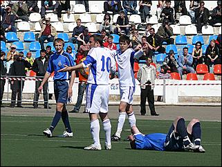 Благовещенск   «Амур» - «Динамо» - 0:2. Первый матч сезона 2009 в чемпионате России по футболу во втором дивизионе зоны «Восток» (фото Ирины Домбровской)