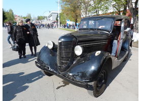   Выставка ретро автомобилей в Барнауле