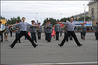 4 сентября 2010 г., Барнаул   Барнаулу 280: плац-парад духовых оркестров Сибири