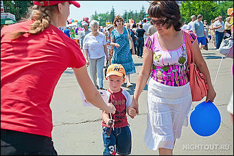 26 июня 2012 г., г. Бийск   Реал-Моторс крупнейший мультибрендовый автосалон в Алтайском крае принял участие в организации дня города Бийска