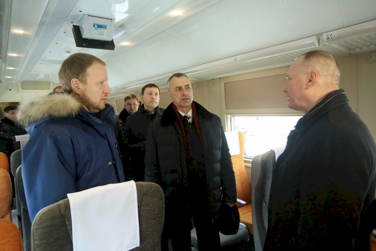 Барнаул славгород пригородный. Новый поезд Барнаул Славгород фото.