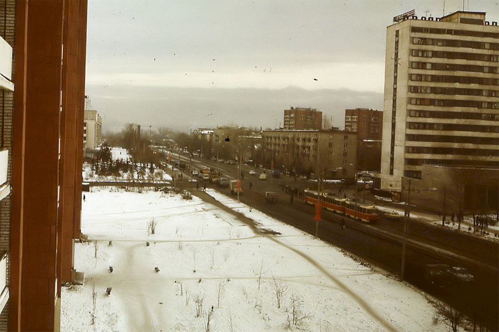 Проспект Красноармейский в конце 80-х годов ХХ века.